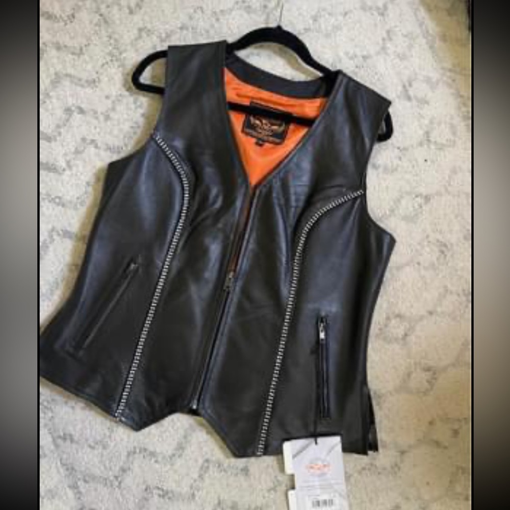 Women’s Milwaukee Leather Rhinestone Vest. Nwt